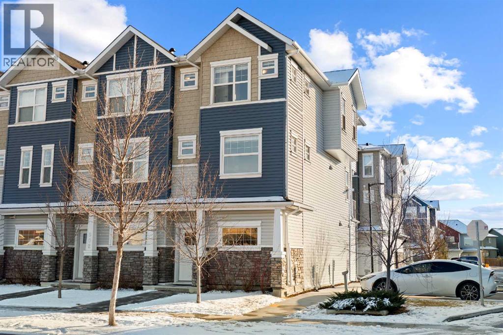 901, 115 Sagewood Drive SW