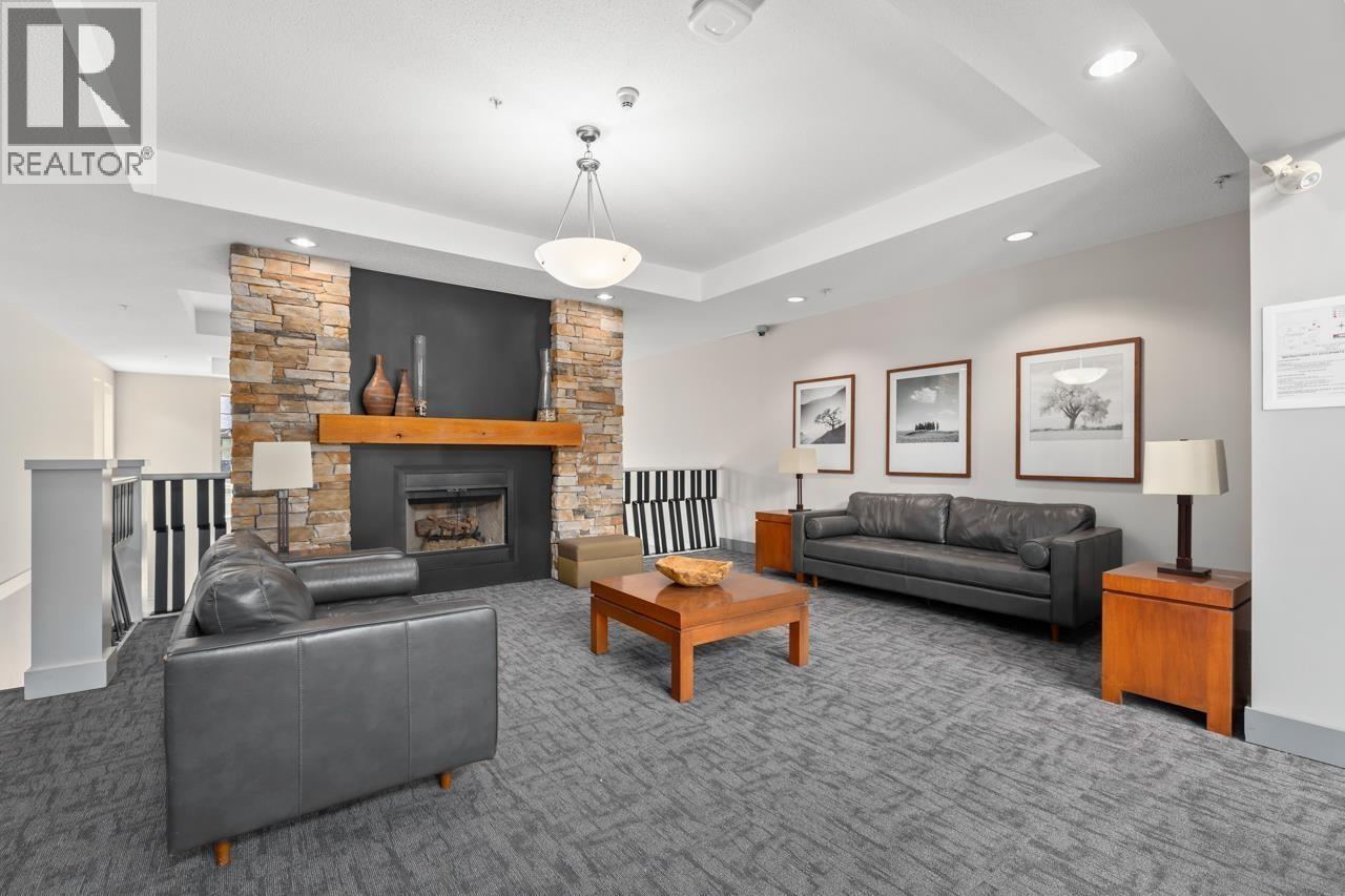 210 2958 SILVER SPRINGS BOULEVARD