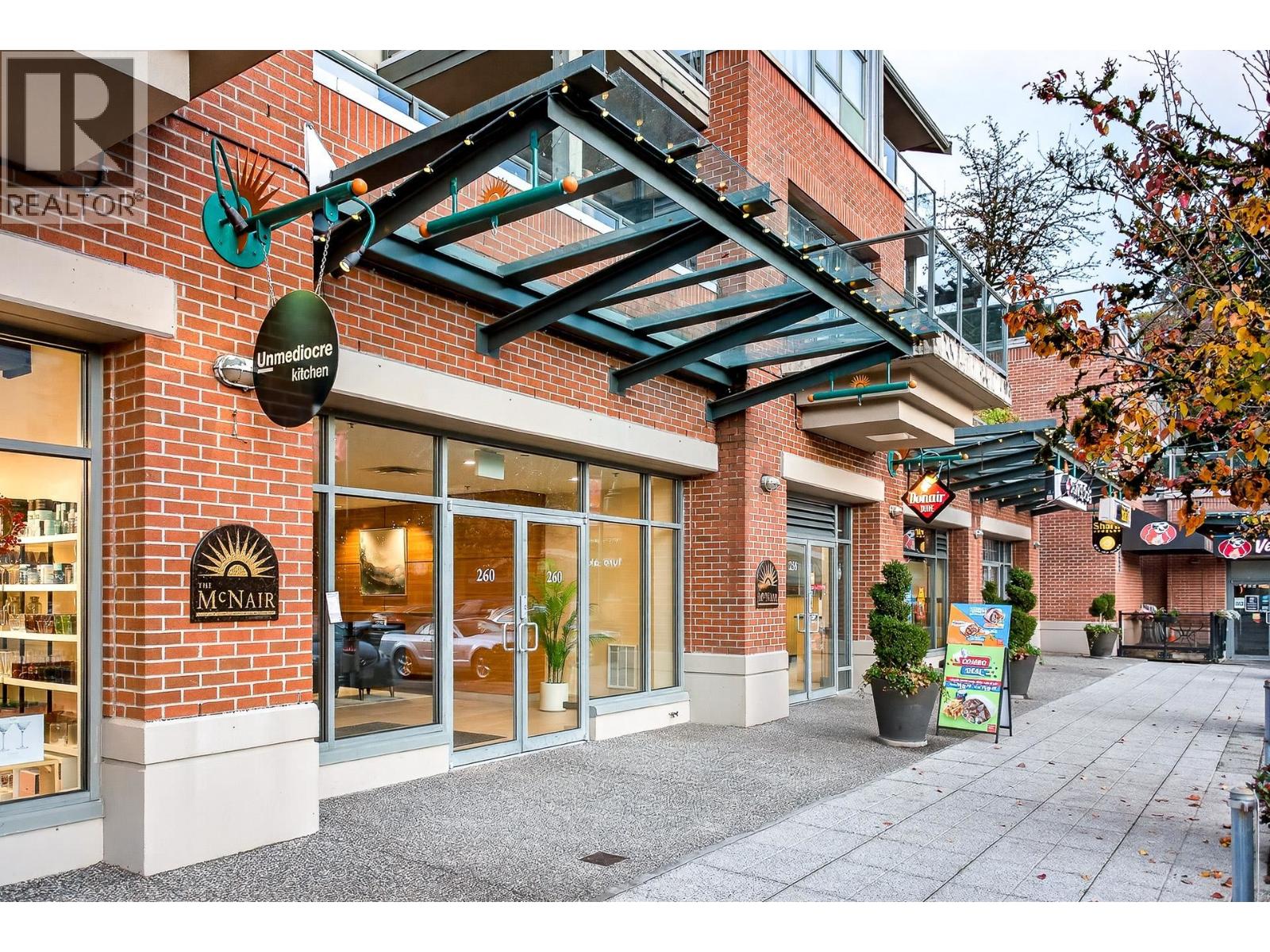 403 260 NEWPORT DRIVE