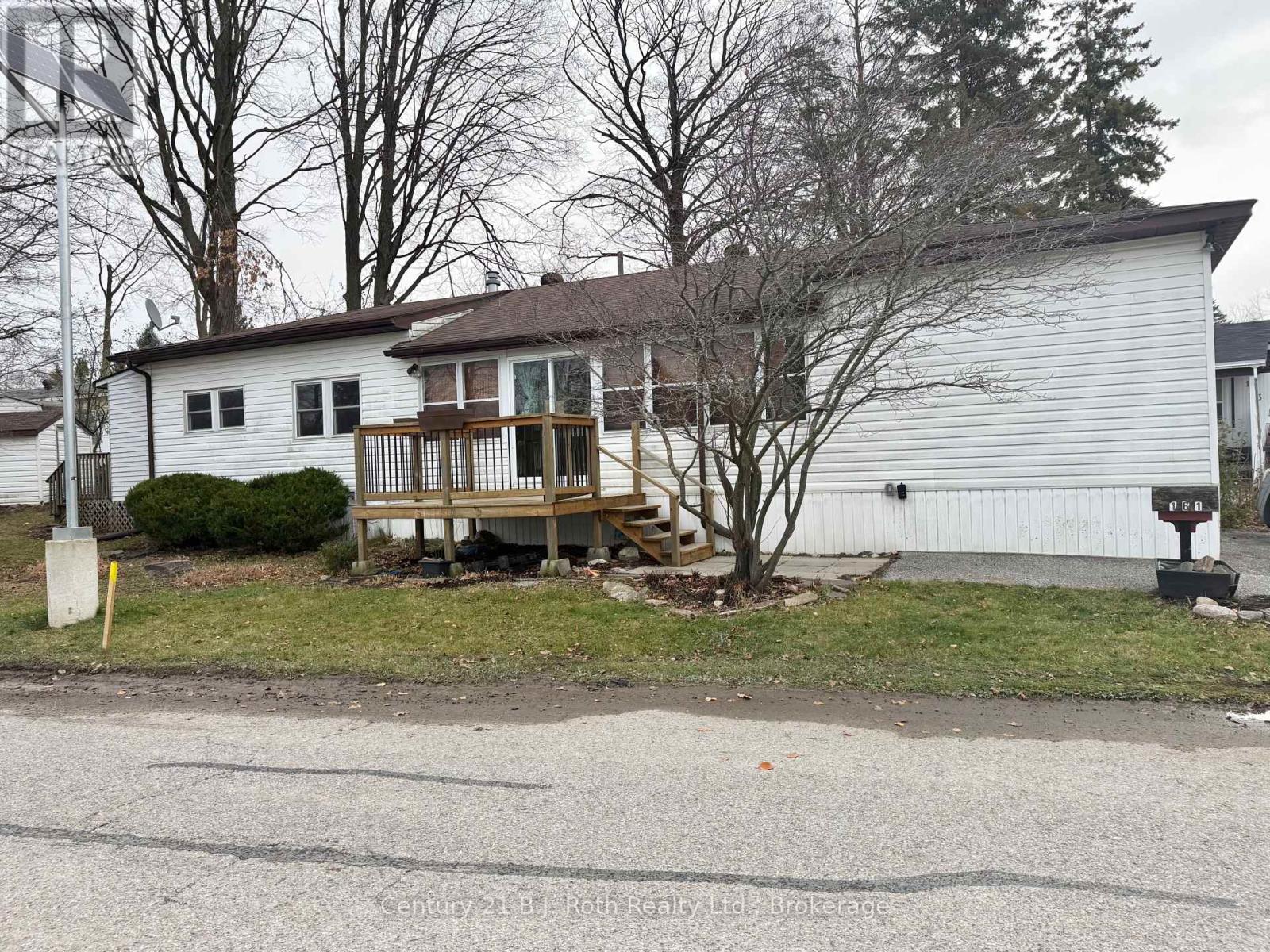 161 - 580 WEST STREET S