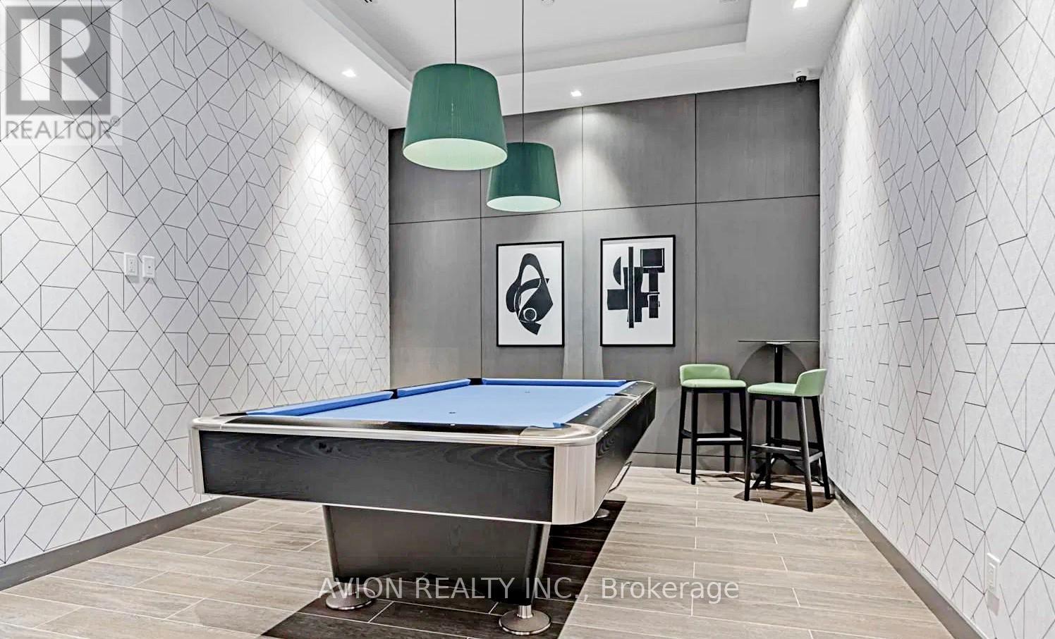 618 - 188 FAIRVIEW MALL DRIVE