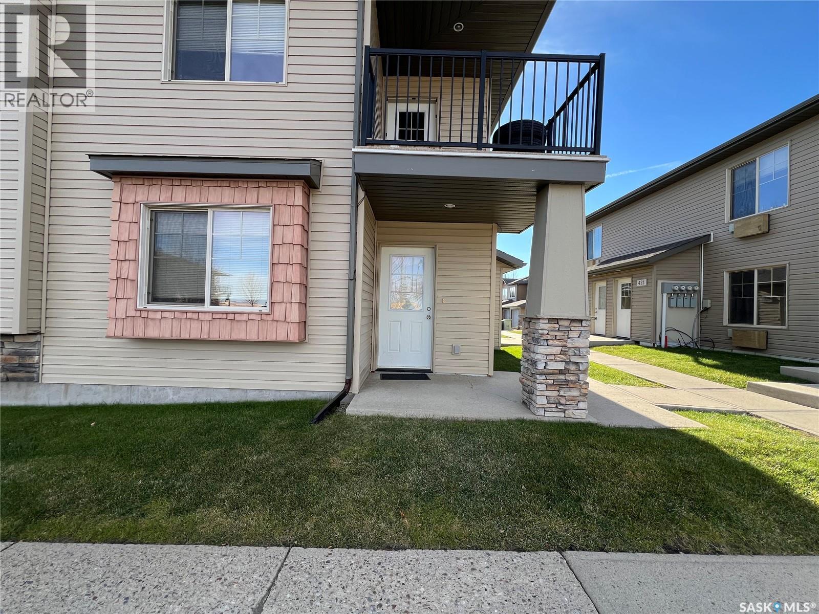 304 700 Battleford TRAIL