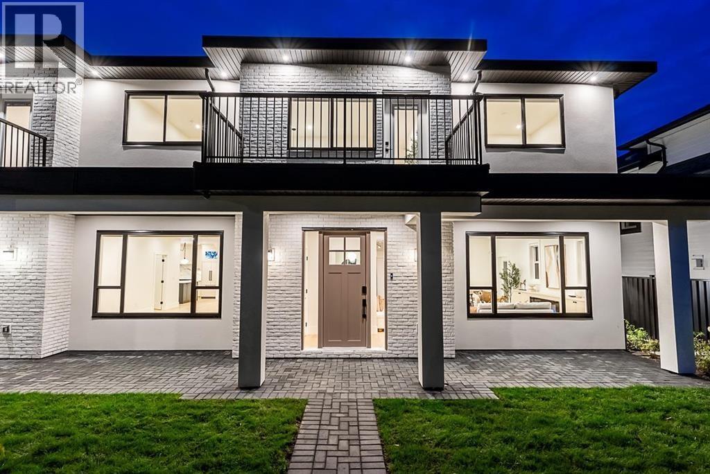 101 646 GIRARD AVENUE