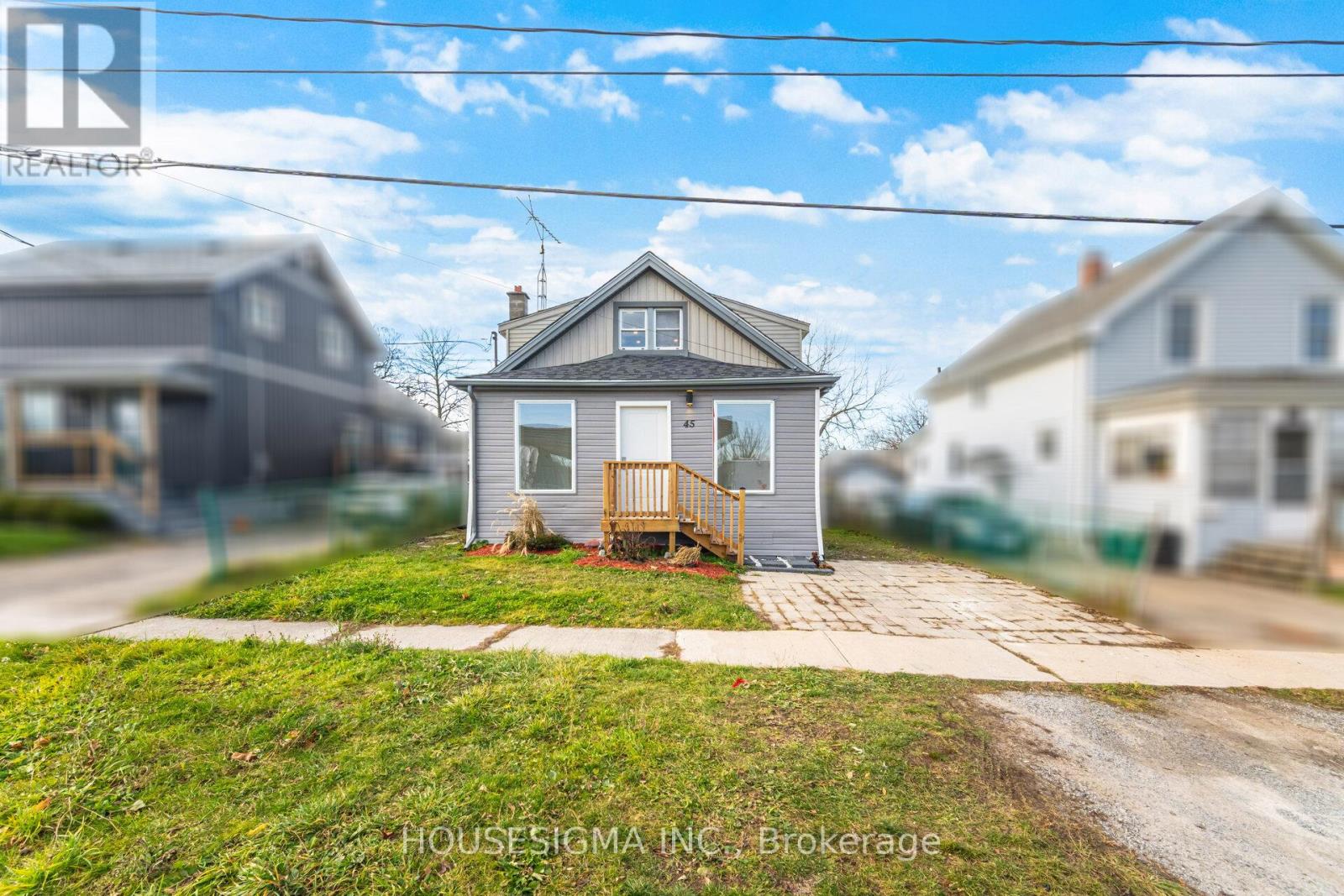 45 WELLINGTON STREET N