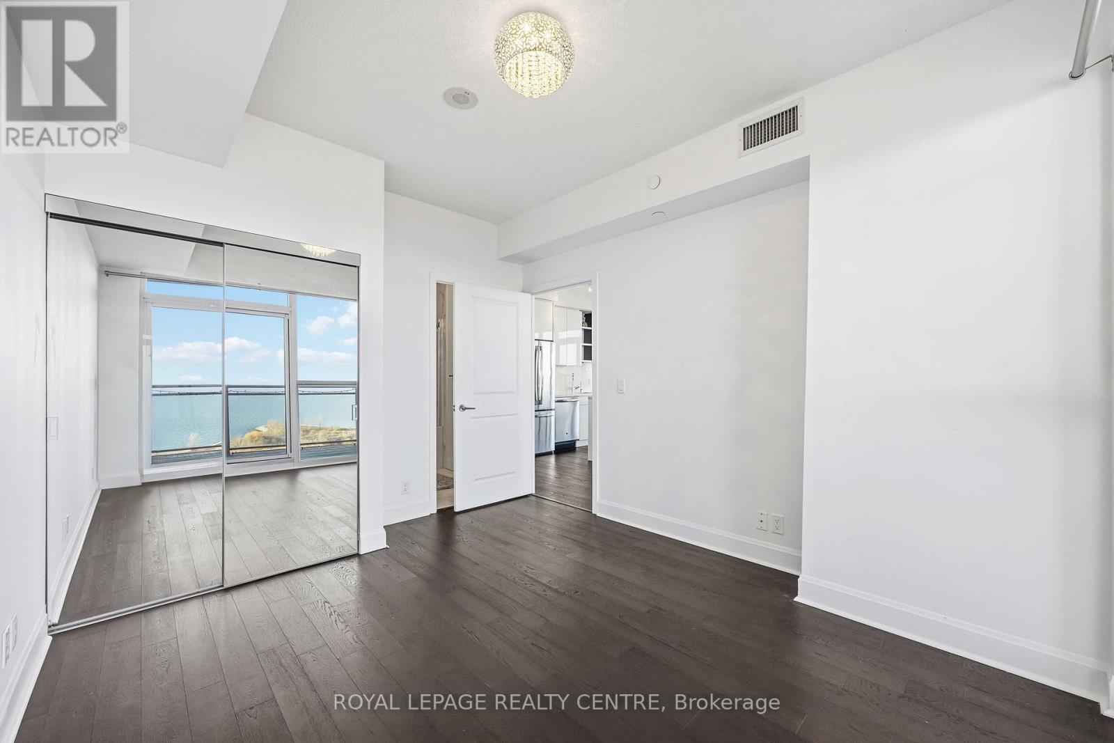 2109 - 33 SHORE BREEZE DRIVE W