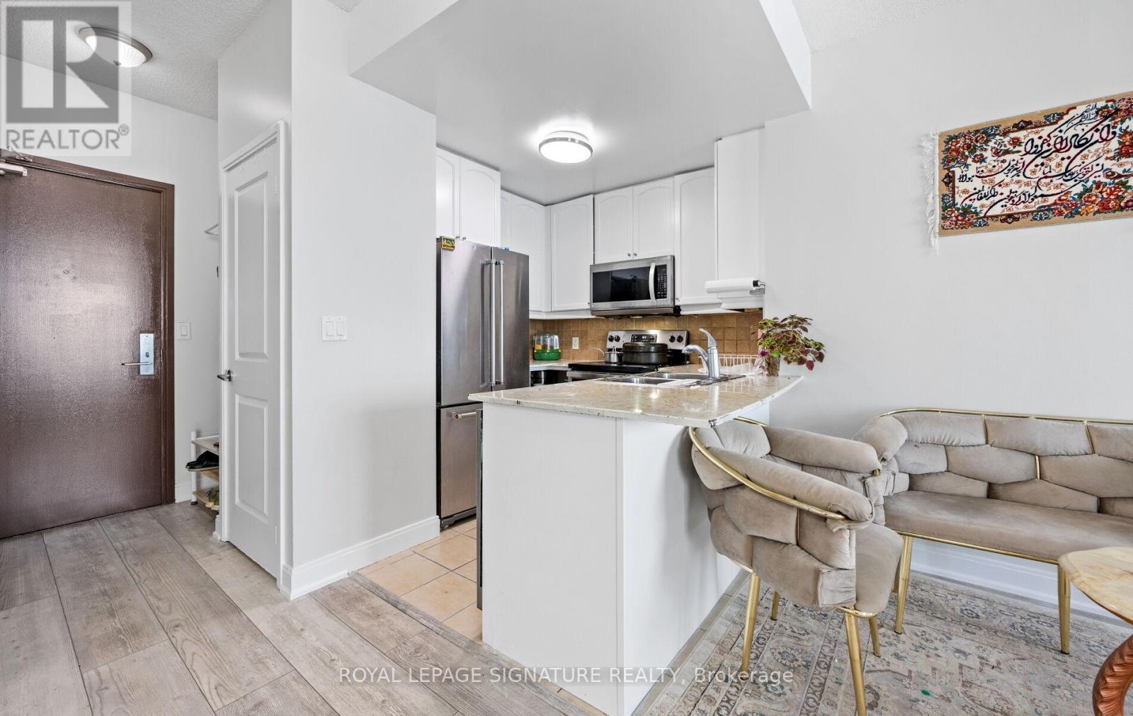 2501 - 70 ABSOLUTE AVENUE