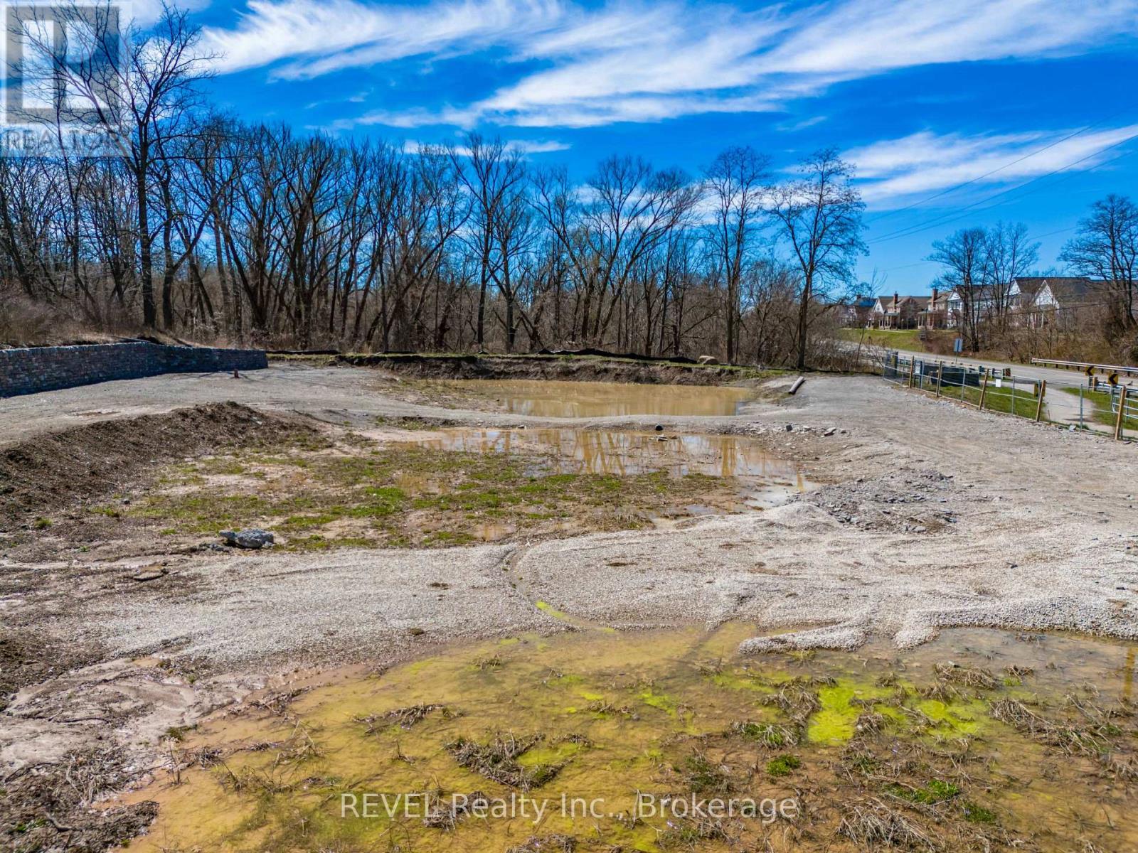 2203 NIAGARA STONE ROAD