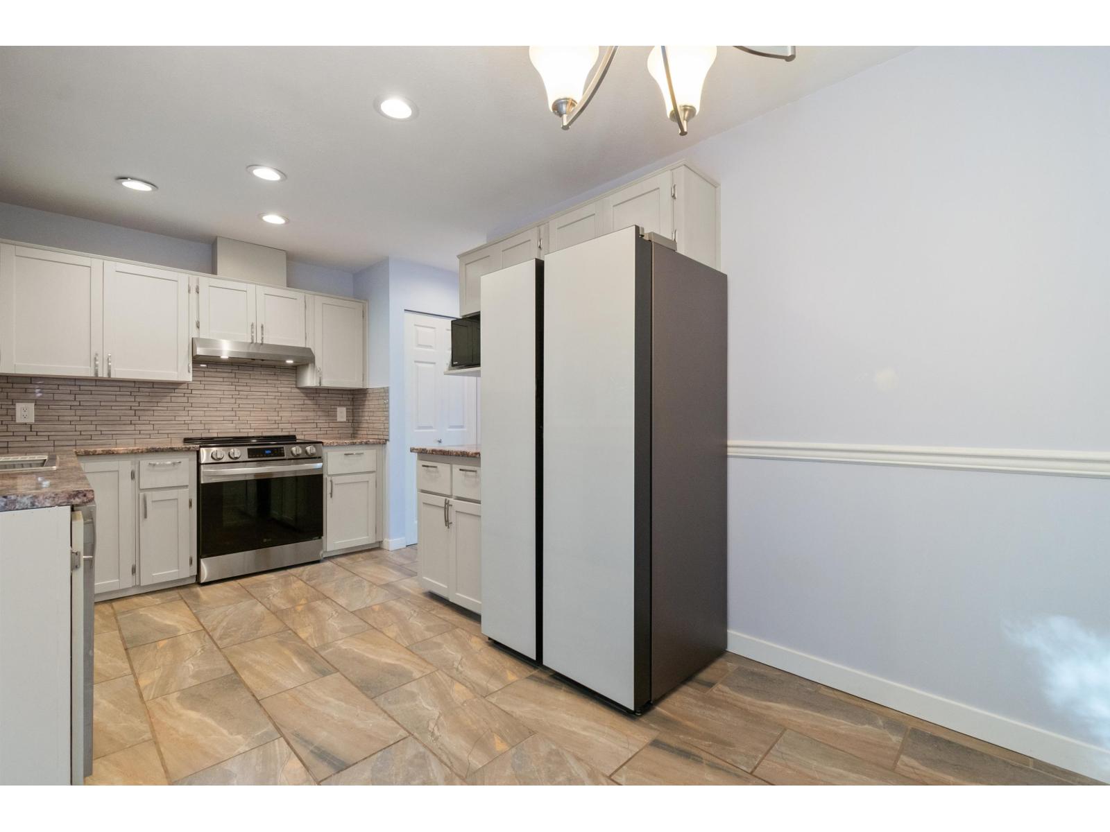 5610 JANIS STREET, Sardis South