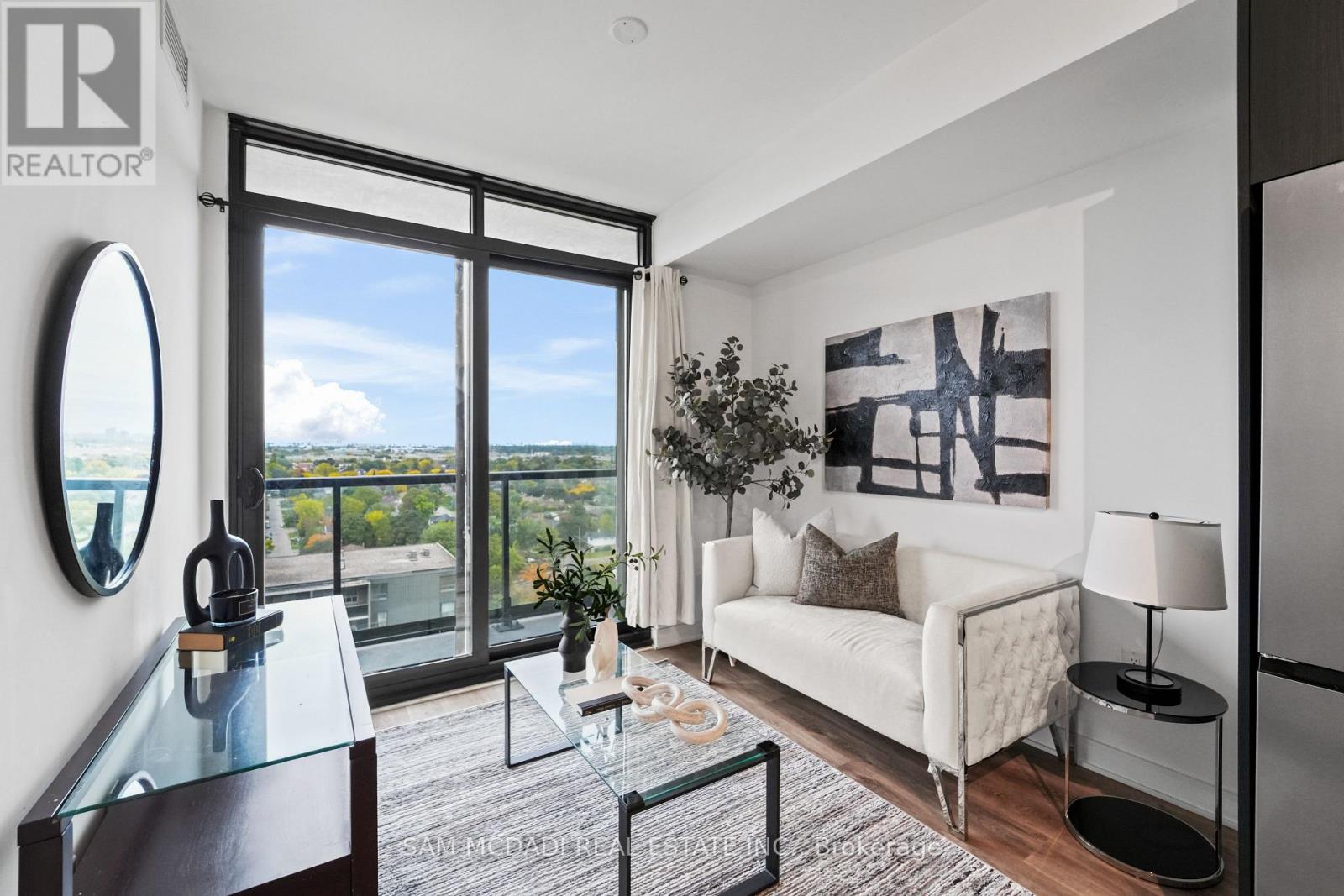 1513 - 86 DUNDAS STREET E