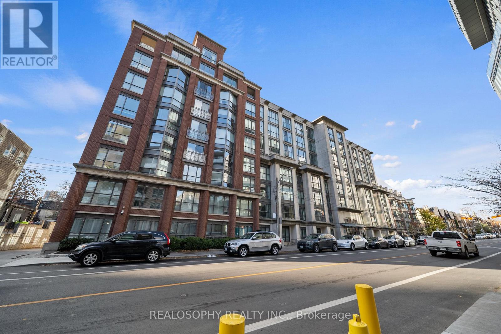 610 - 18 BEVERLEY STREET