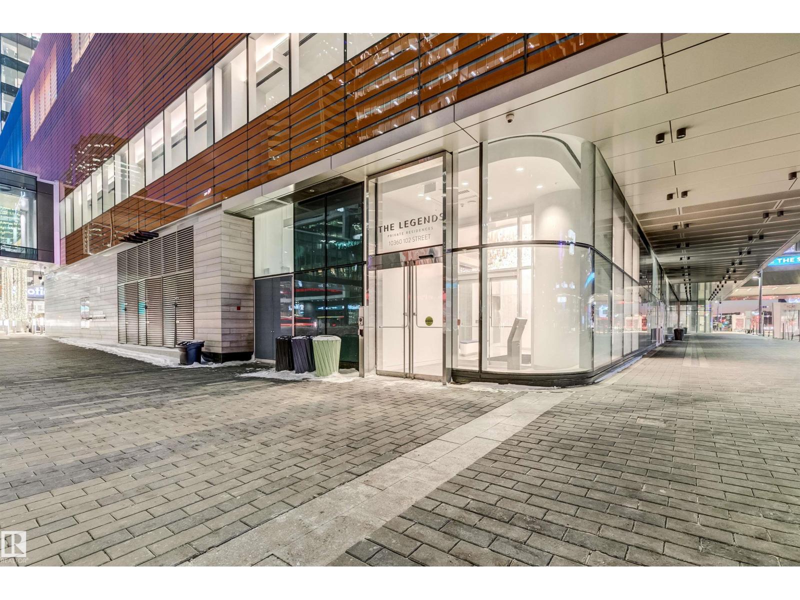 #4501 10360 102 ST NW