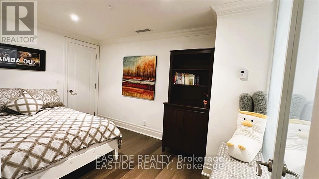 303 - 68 YORKVILLE AVENUE