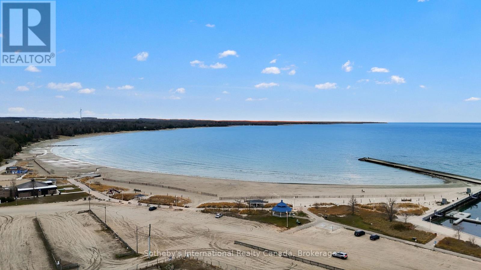 302 - 137 ELGIN STREET