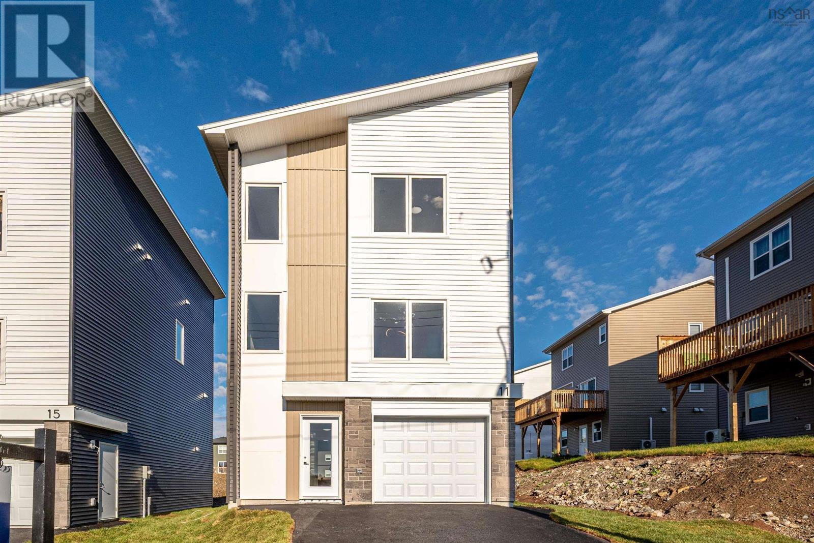 21 Zeppelin Crescent