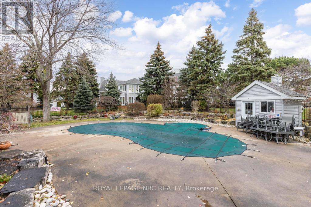 13 - 1 LAKESIDE DRIVE