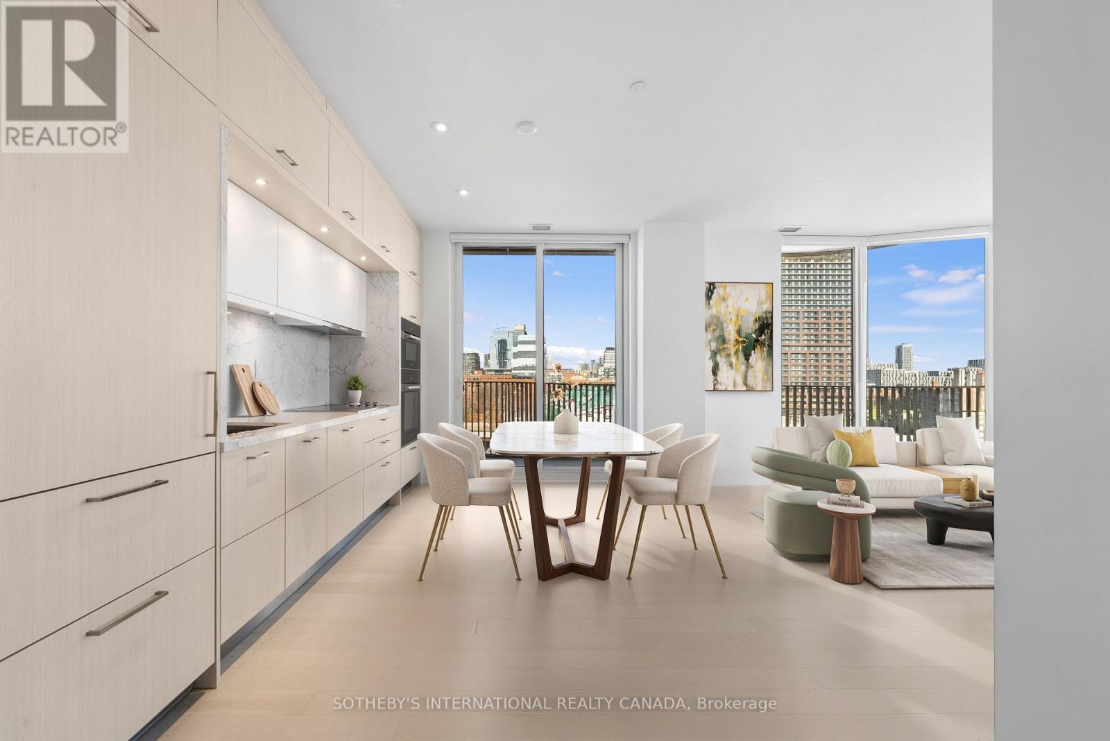 831 - 155 MERCHANTS' WHARF