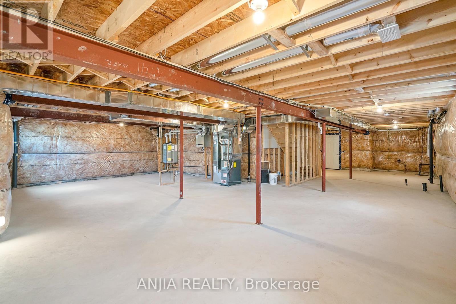 54 BEACH WALK CRESCENT