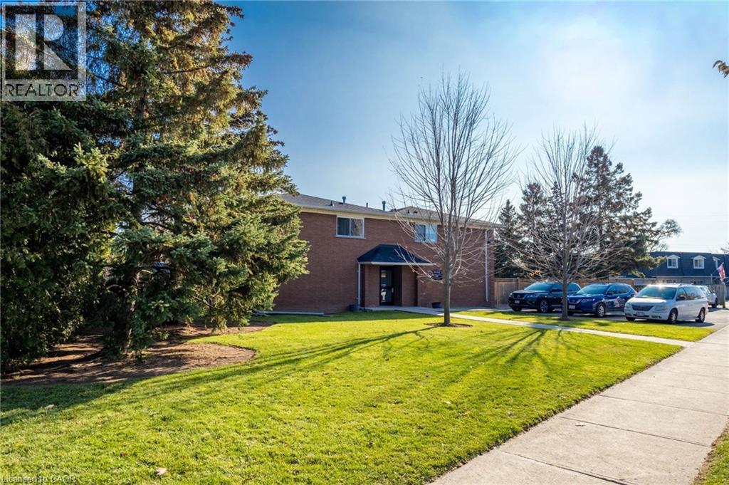 2069 MEADOWBROOK Road Unit# 4