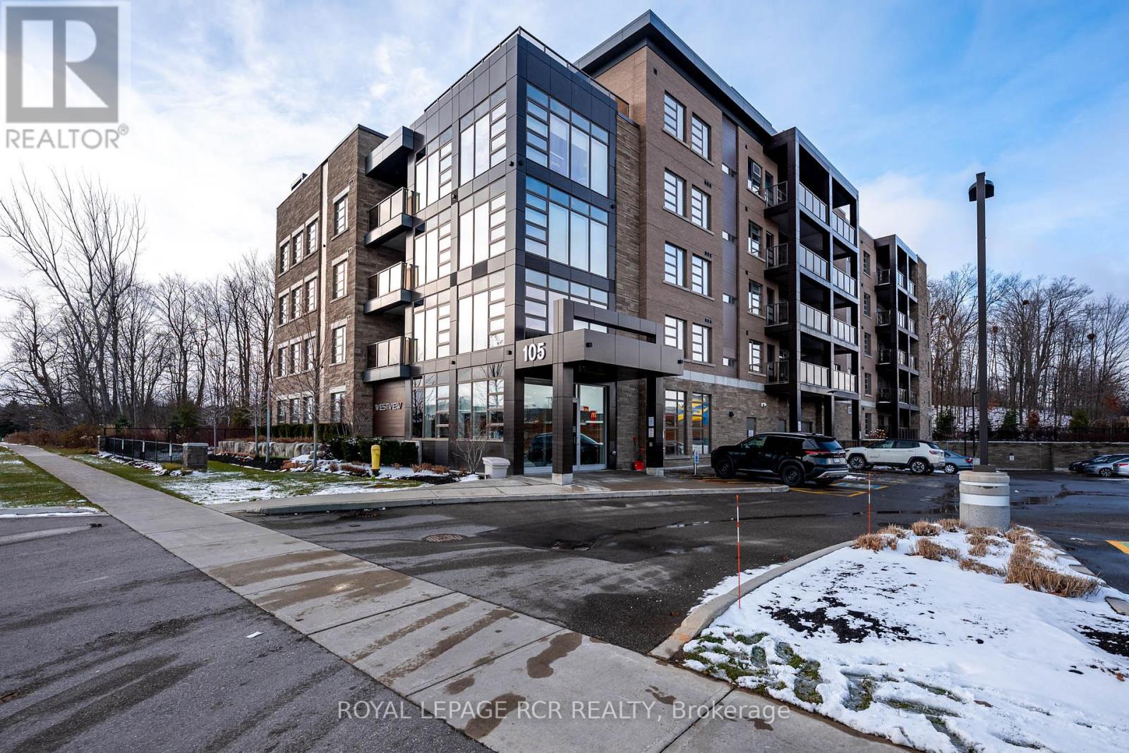 401 - 105 SPENCER AVENUE