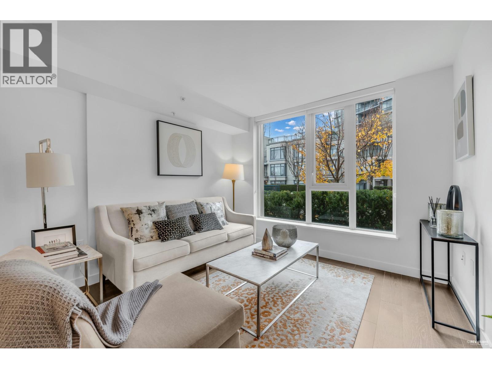 TH1 3280 CORVETTE WAY