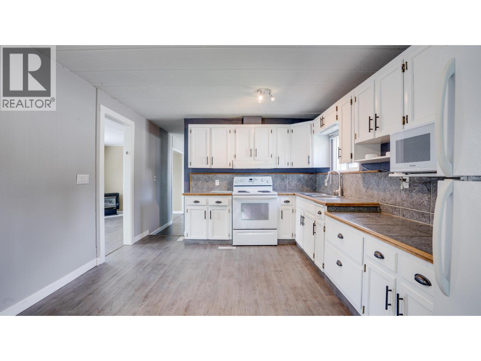 5484 25 Avenue Unit# 61