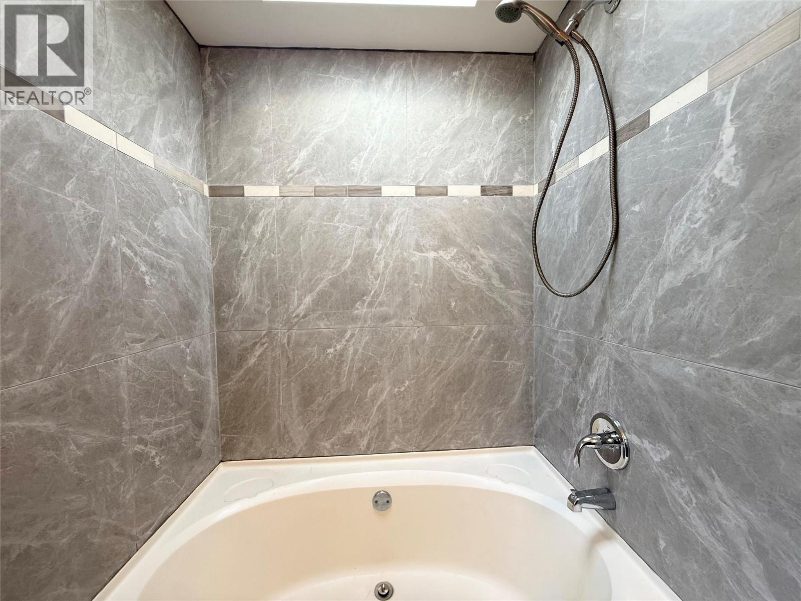 2776 Clapperton Avenue Unit# 12