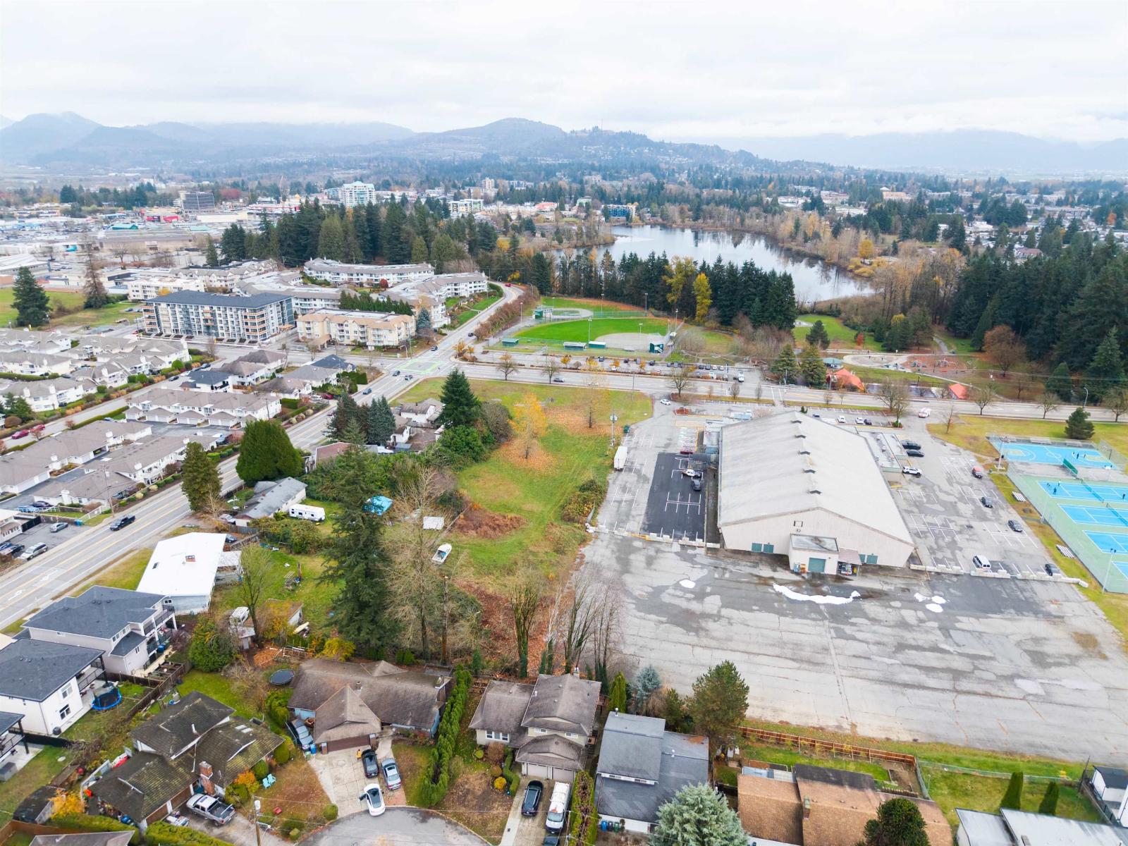 32557 RIDGEWAY STREET