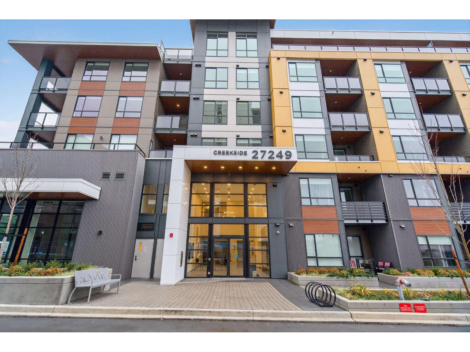 210 27249 ALDERGROVE TOWN CENTRE DRIVE