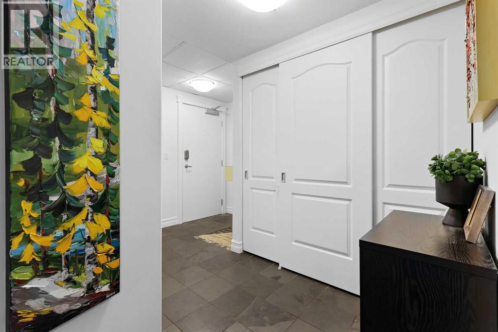 305, 836 15 Avenue SW