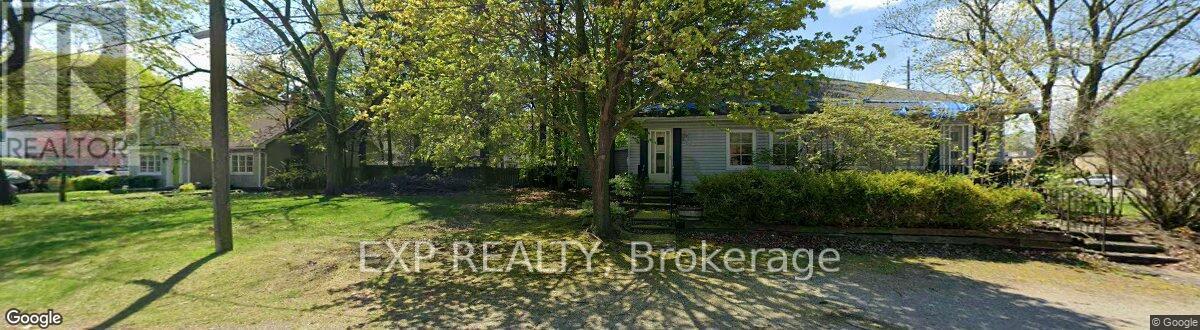 992 BIRCHWOOD AVENUE