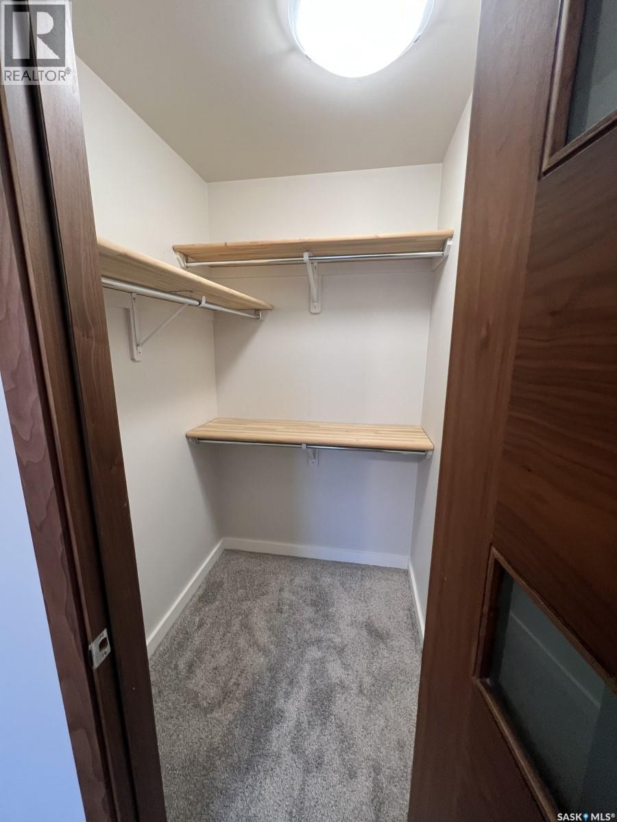 505 1303 Paton CRESCENT