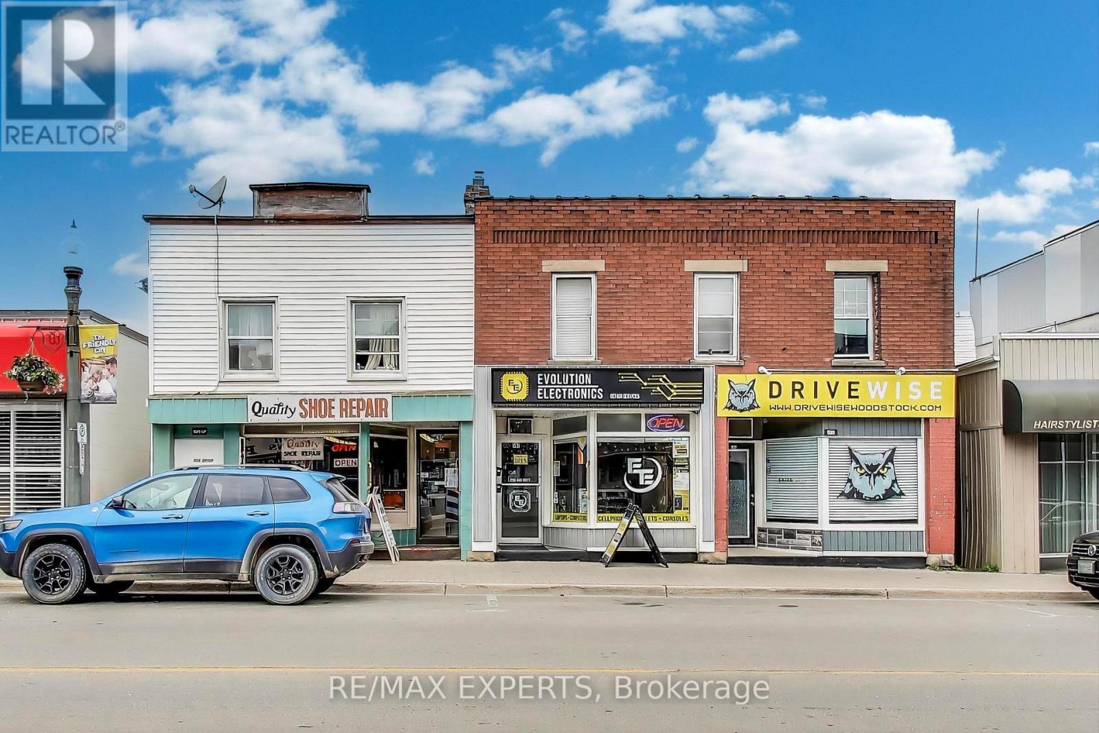 595-599 DUNDAS STREET