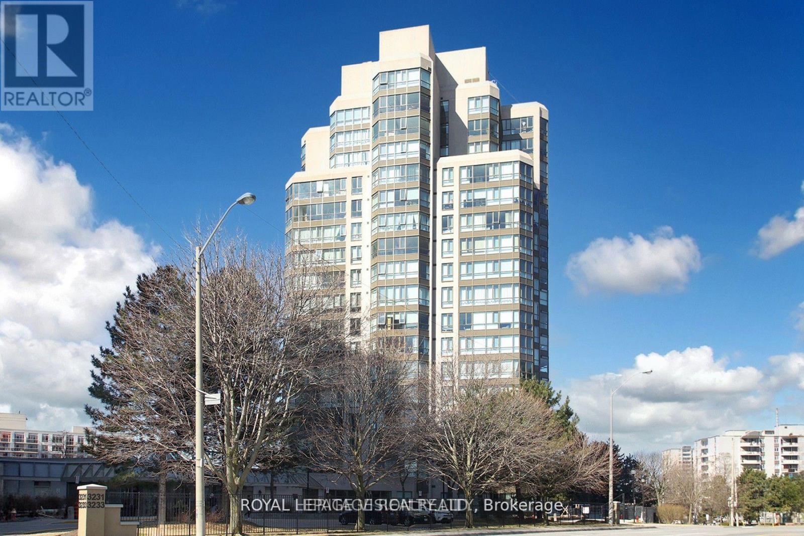 106 - 3231 EGLINTON AVENUE N