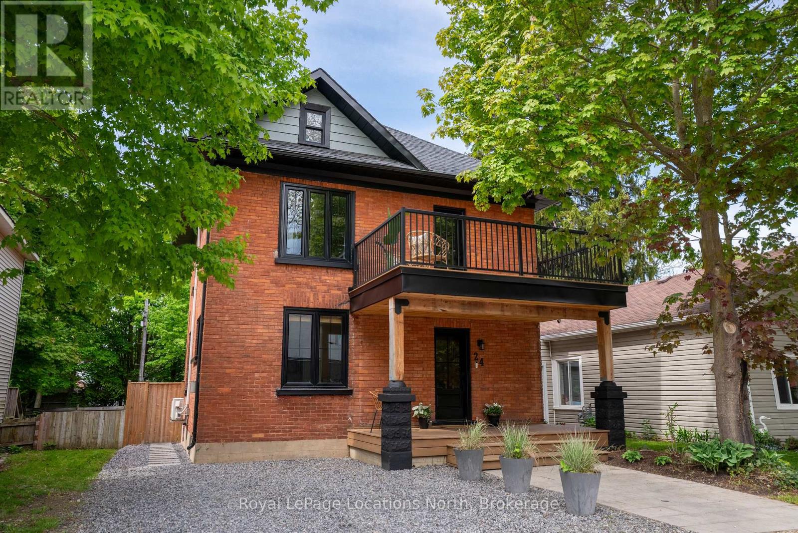 24 MARSHALL STREET W