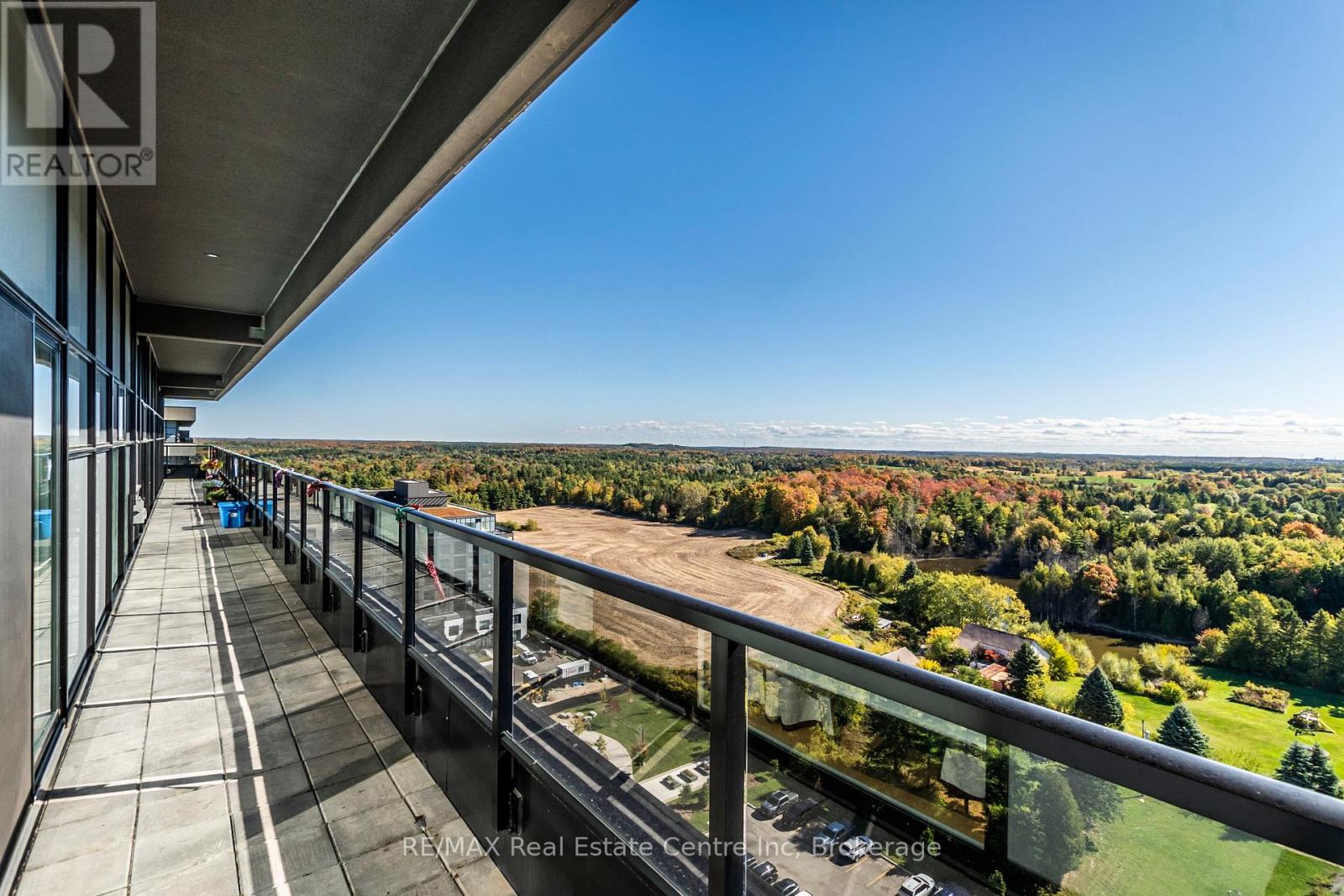 1404 - 1878 GORDON STREET