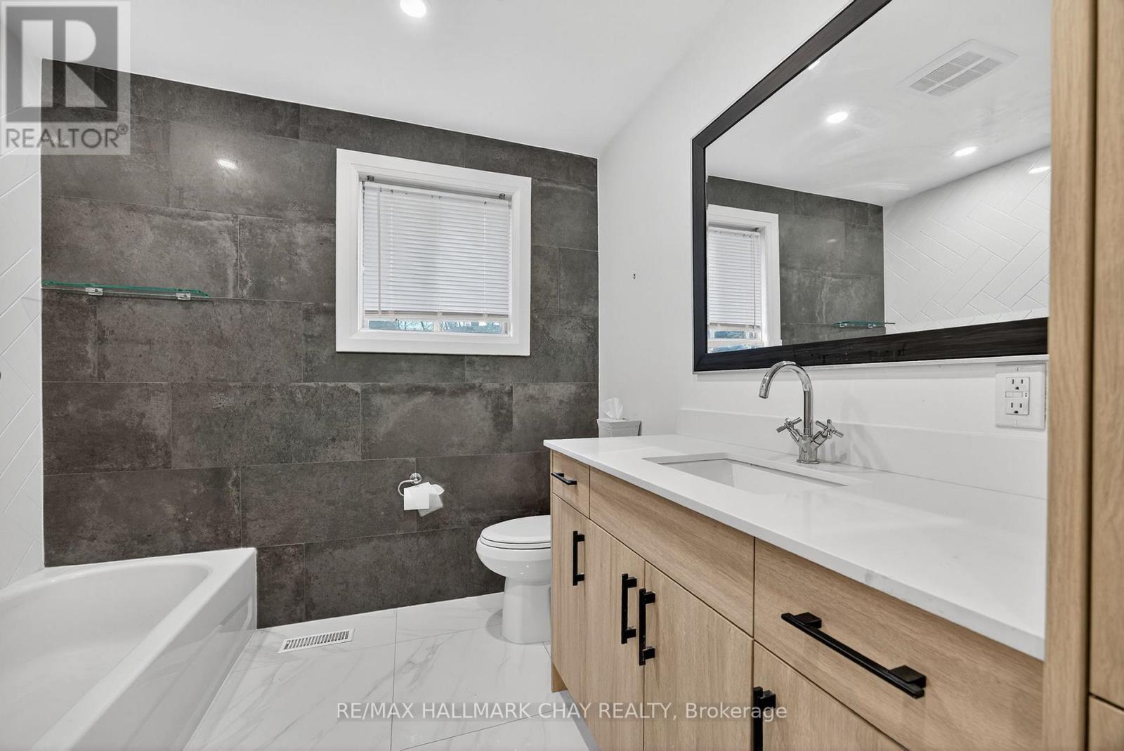 764 BOTANY HILL CRESCENT