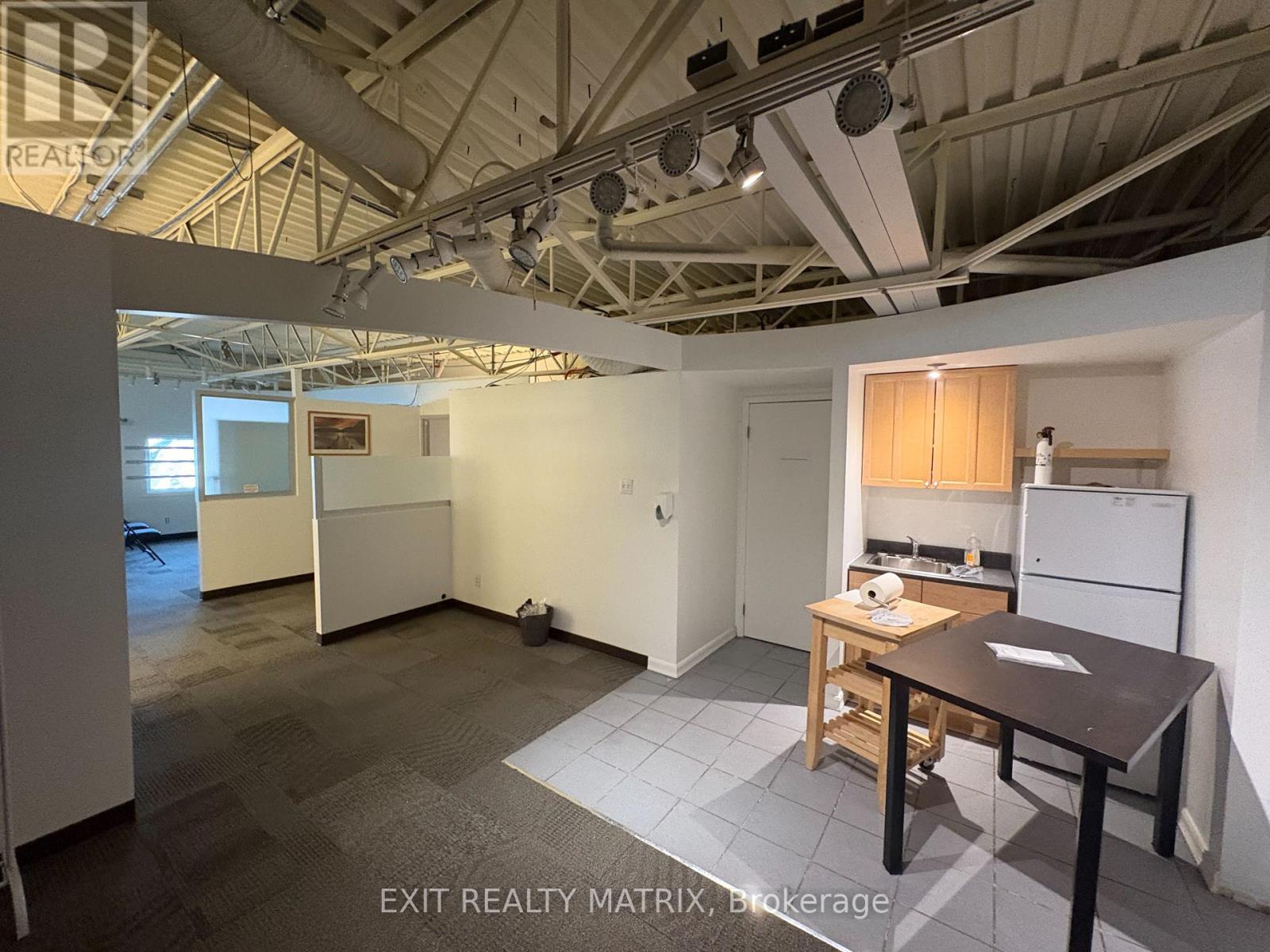 35 - 1010 POLYTEK STREET