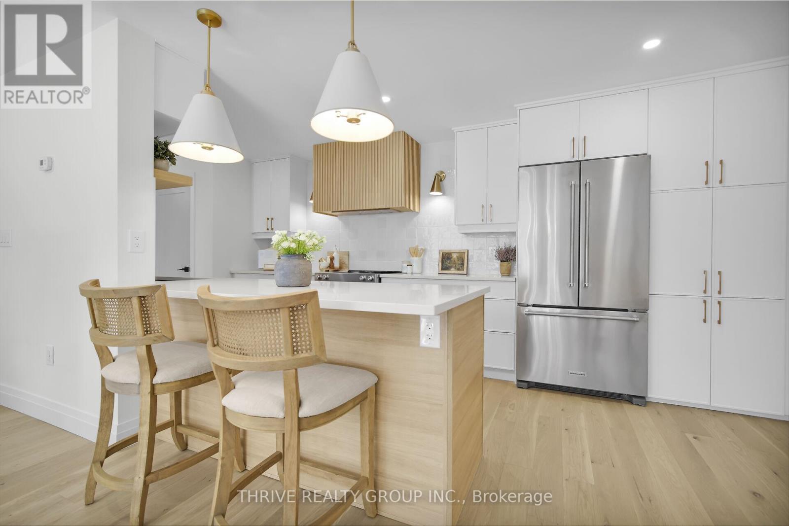 105 - 1180 COMMISSIONERS ROAD W