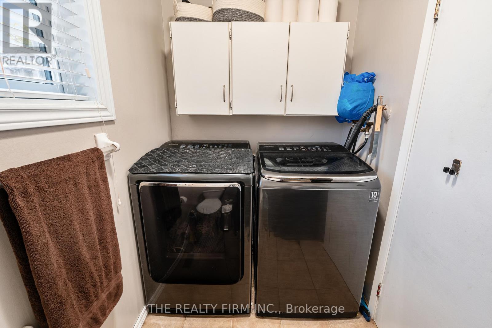 67 - 1990 WAVELL STREET