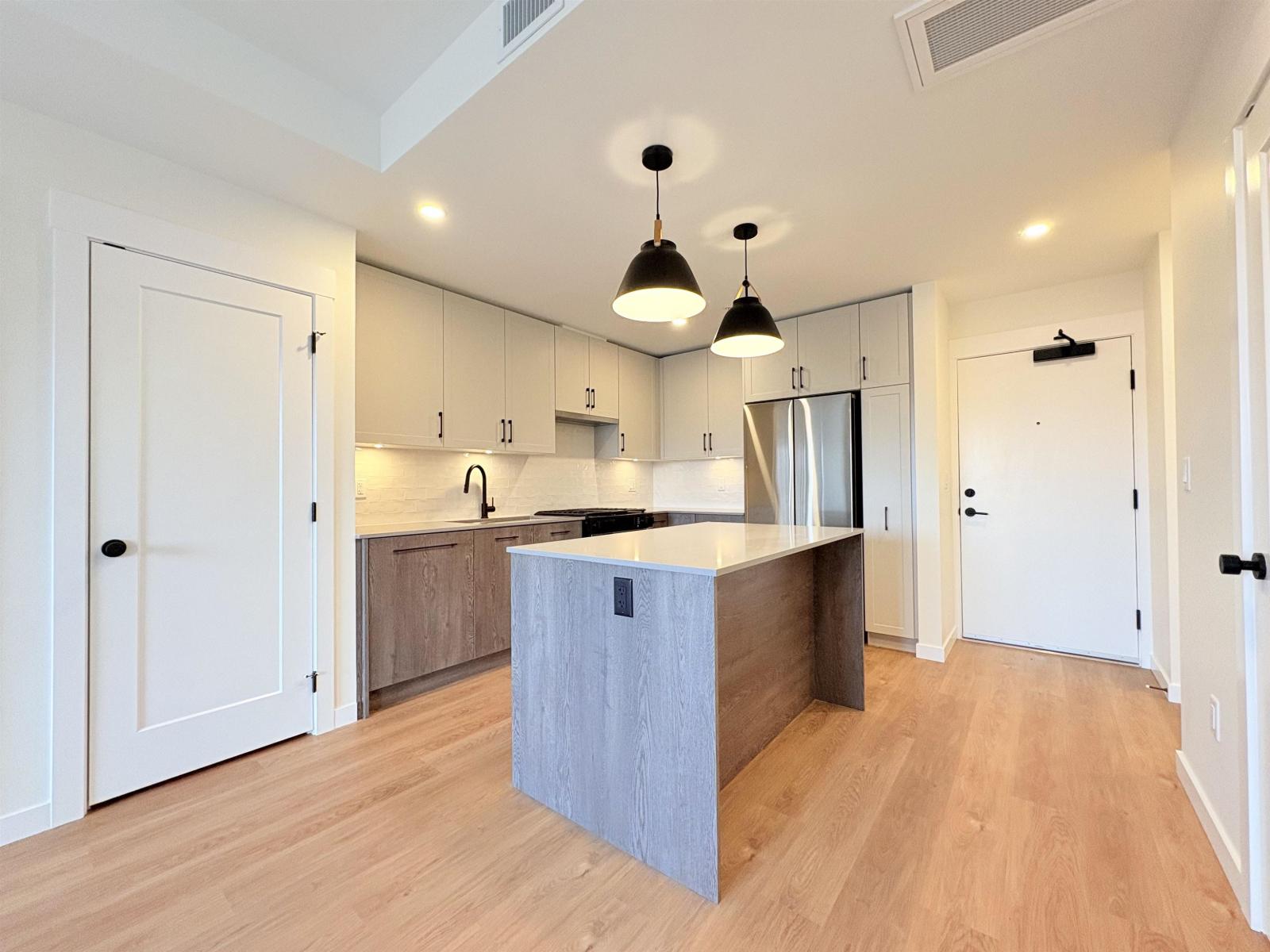 203 27215 ALDERGROVE TOWN CENTRE DRIVE