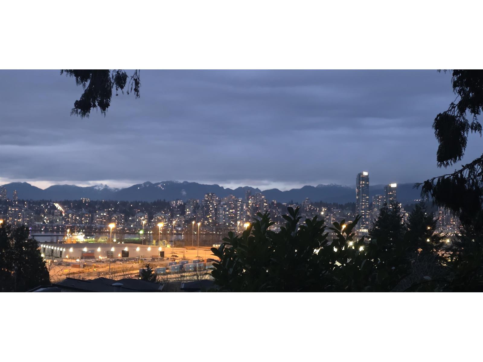 11585 BAILEY CRESCENT