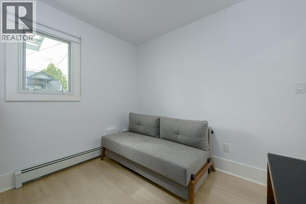 5051 SHERBROOKE STREET