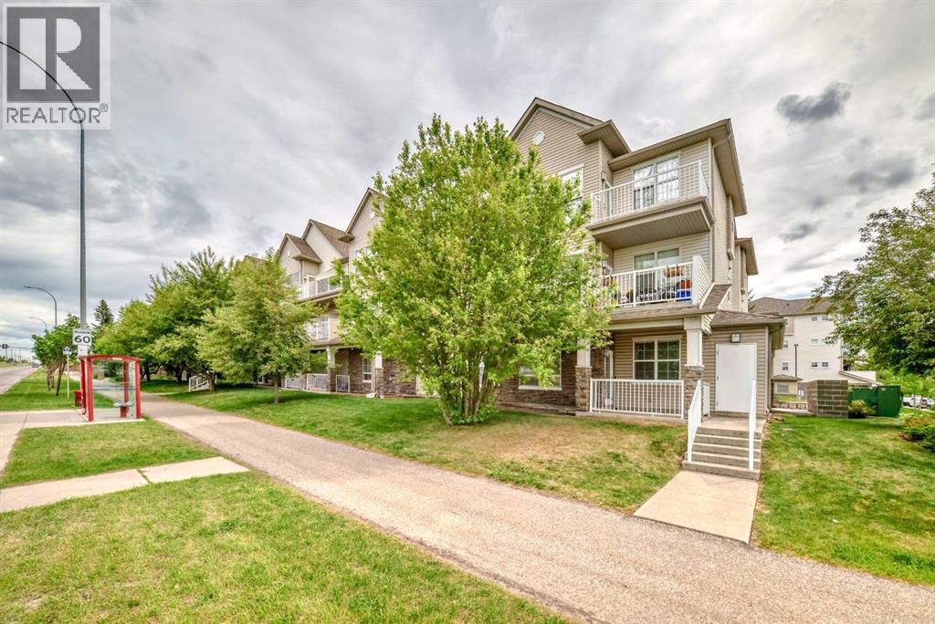 209, 1000 Applevillage Court SE