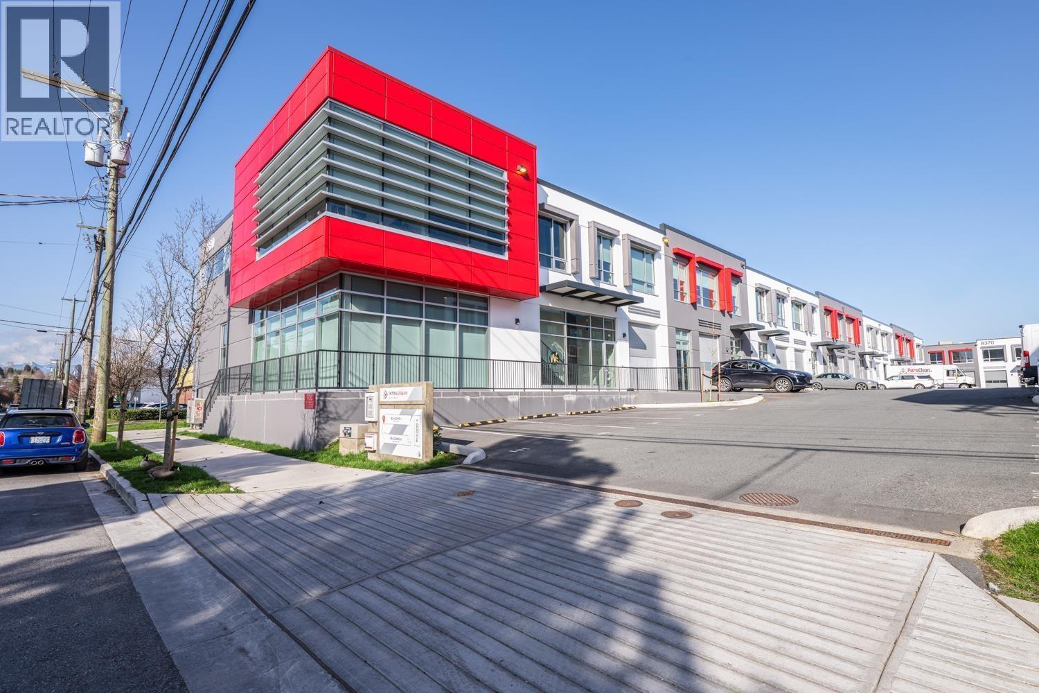 108 8360 ONTARIO STREET