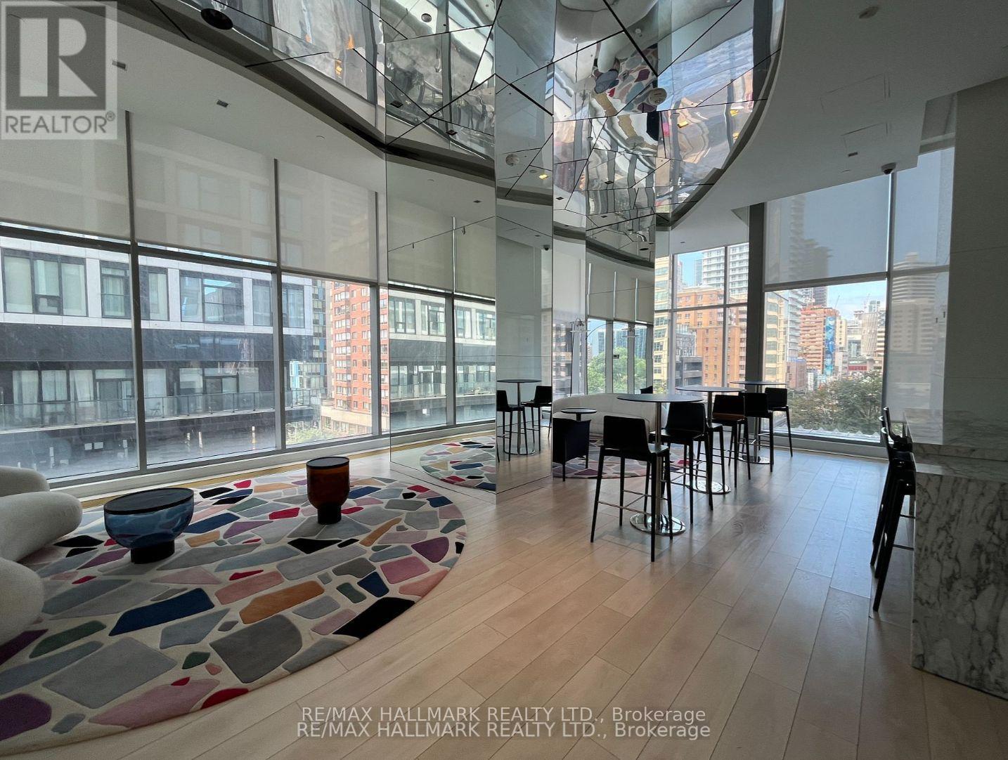 420 - 251 JARVIS STREET