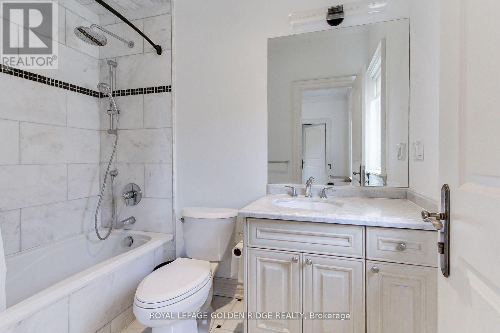 99 BANNOCKBURN AVENUE