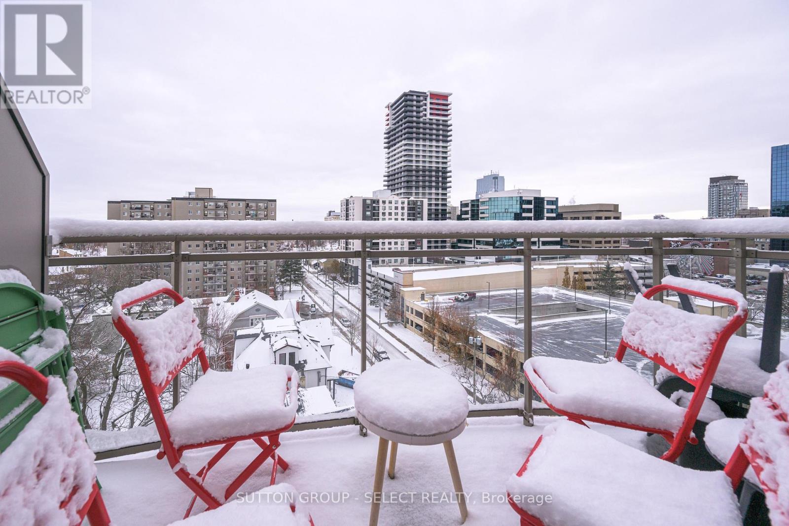 903 - 544 TALBOT STREET