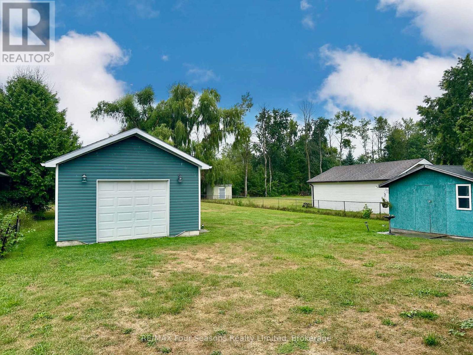 225 CHRISTOPHER STREET