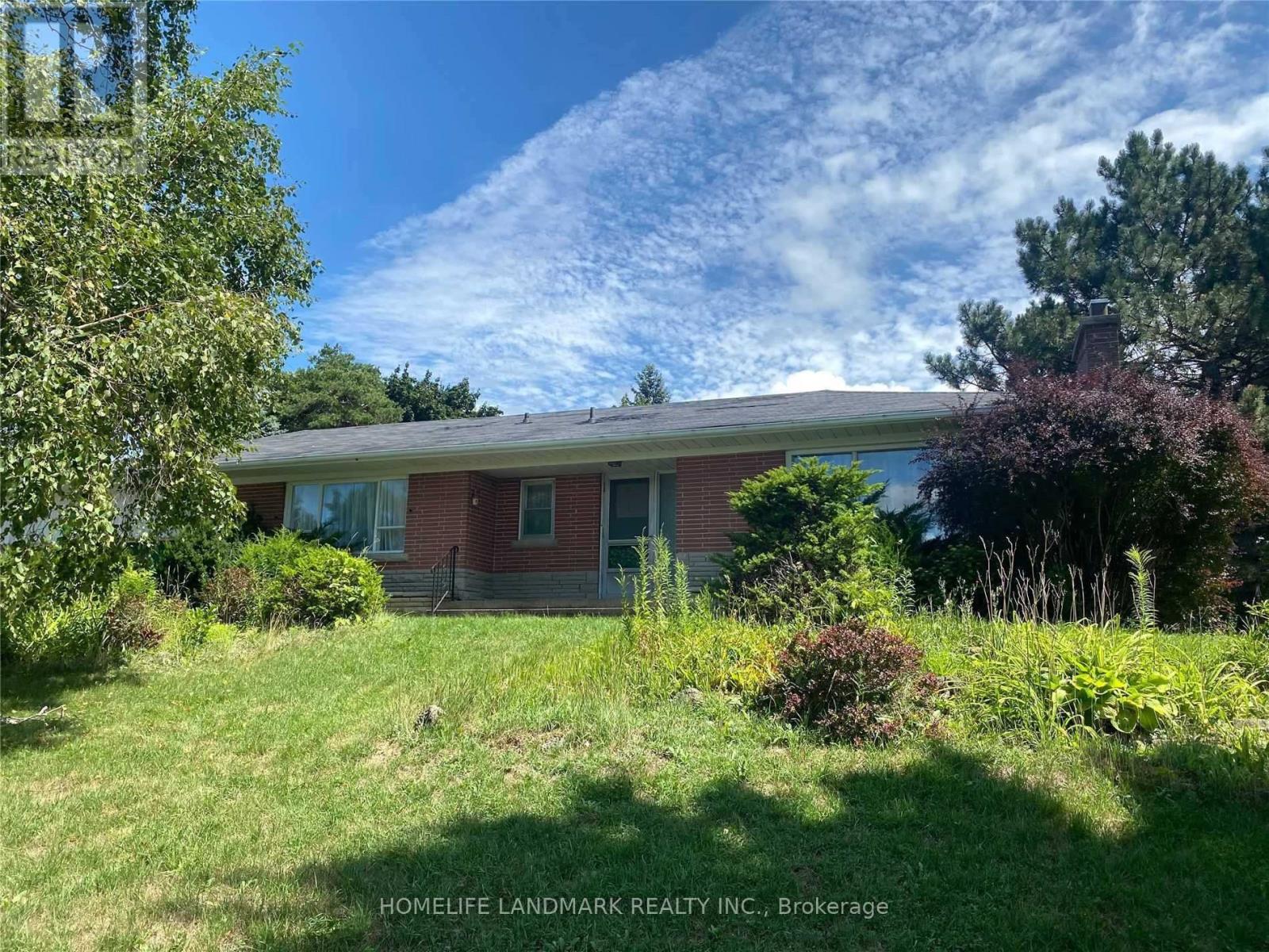 21 GRANDVIEW BOULEVARD