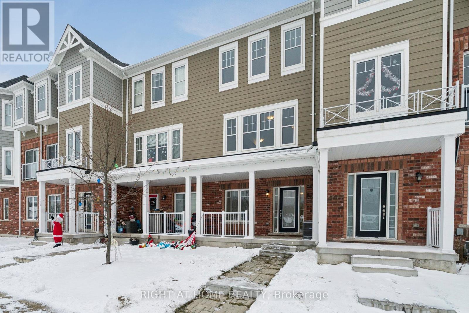 46 VILLAGE GATE DRIVE